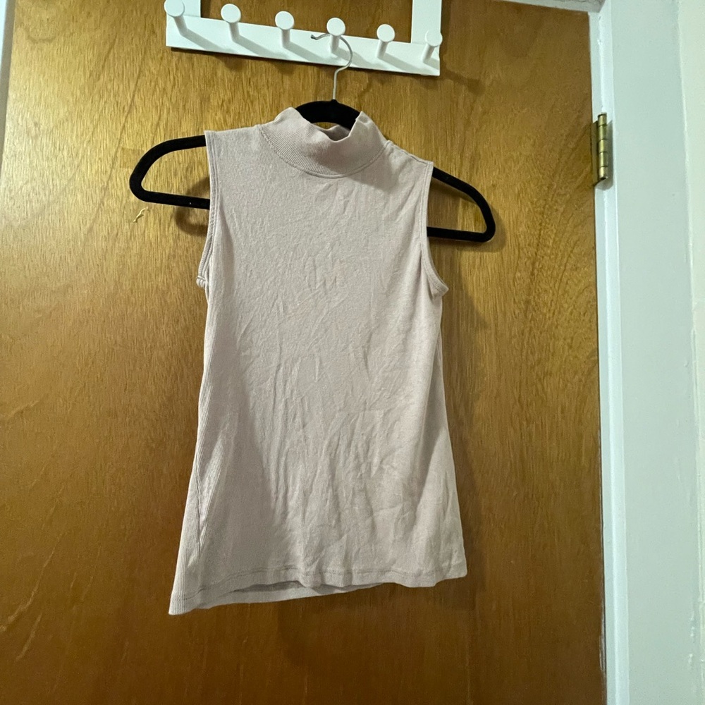 Dusty pink sleeveless mock neck top